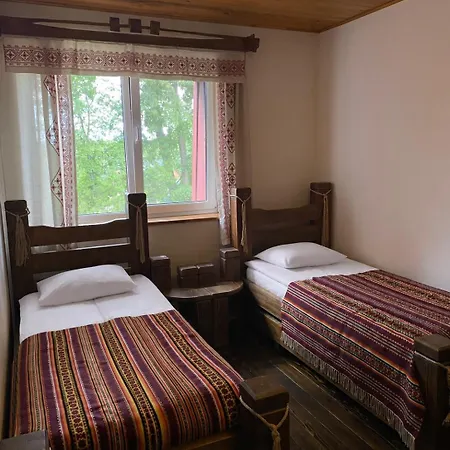 Stizhok & Restaurant Hotel *