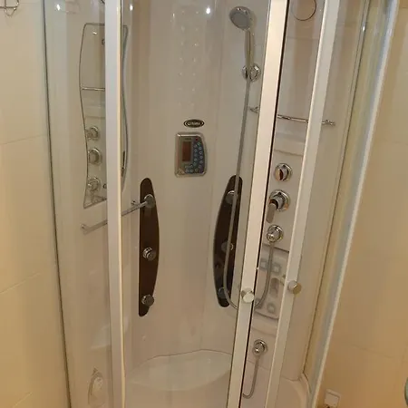 Hotel туристично розважальний комплекс 