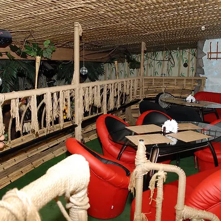 Hotell туристично розважальний комплекс 